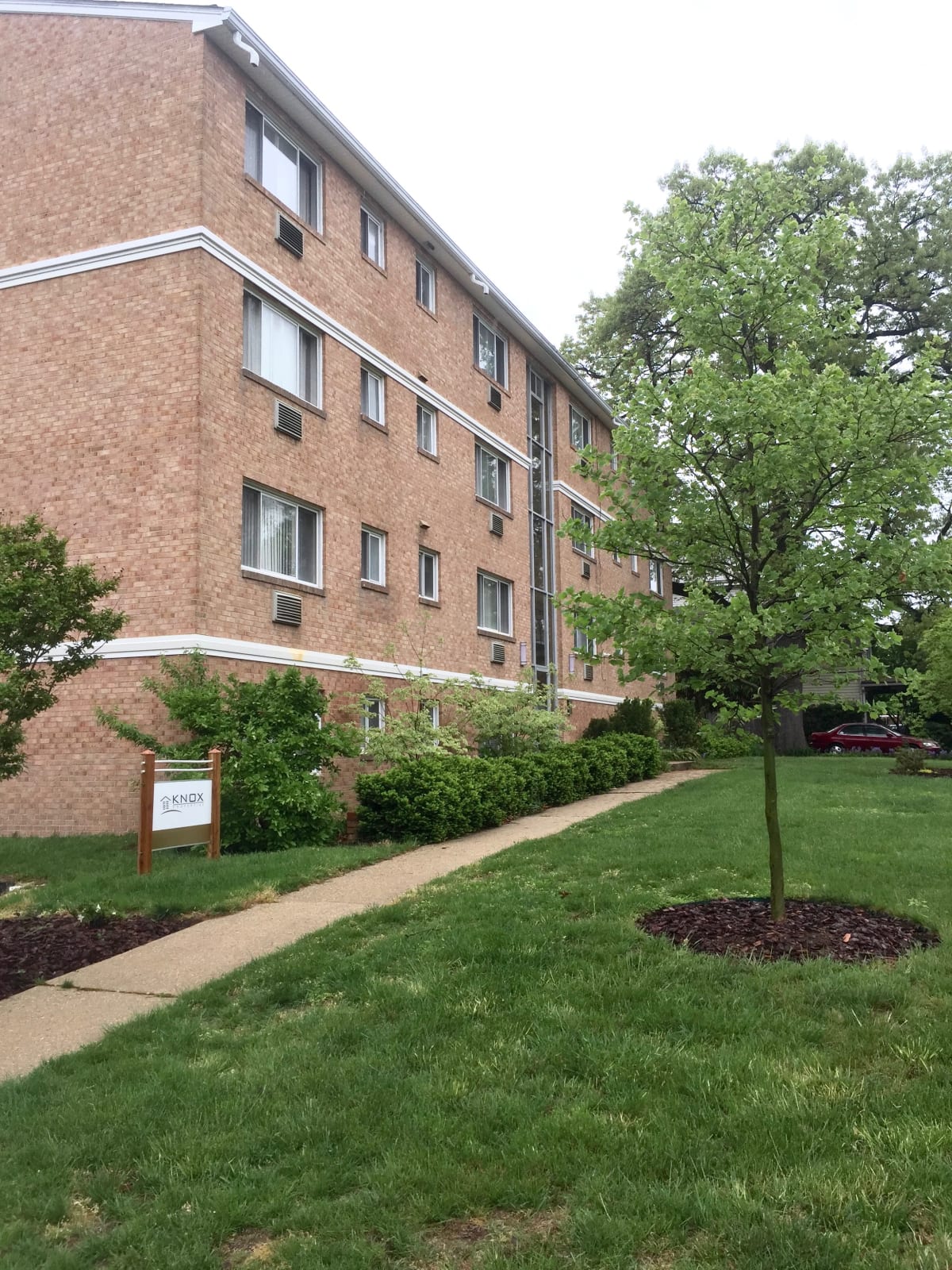 Columbia Pike Apartment
